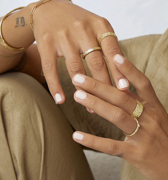 Eros Gold Textured Ring - Medium