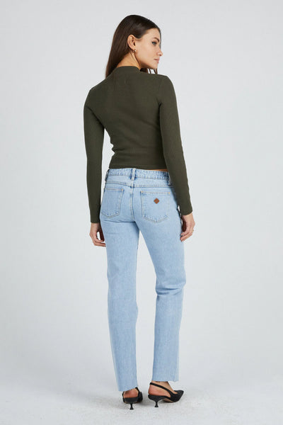 99 Low Straight WALK AWAY