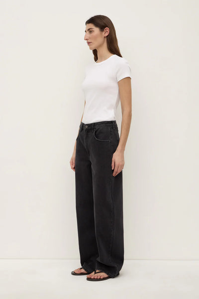 Low Curve Mid Rise Jean FADED BLACK