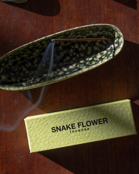 The Collector Ceramic Holder GREEN