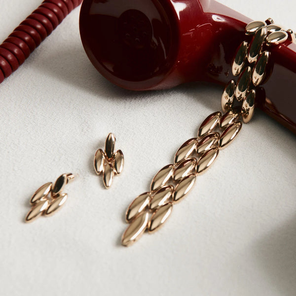 Seed Short Earrings GOLD
