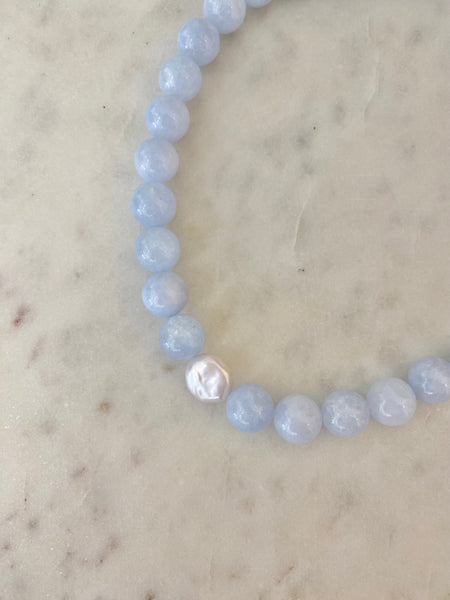 Full Moon Necklace BLUE AGATE/ FRESHWATER PEARL 18K GOLD PLATED