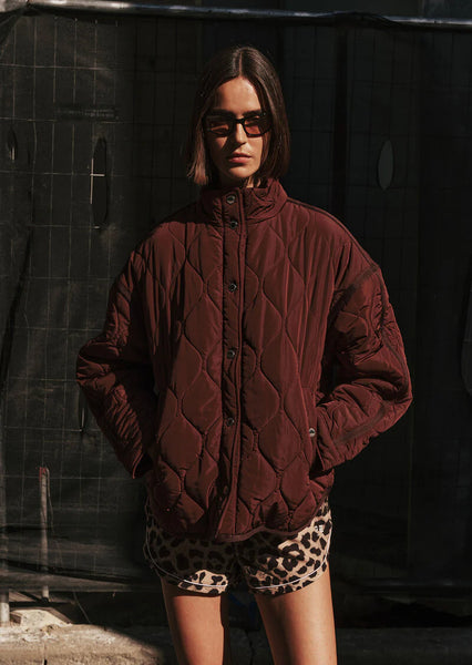 Surge Quilt Jacket MAHOGANY