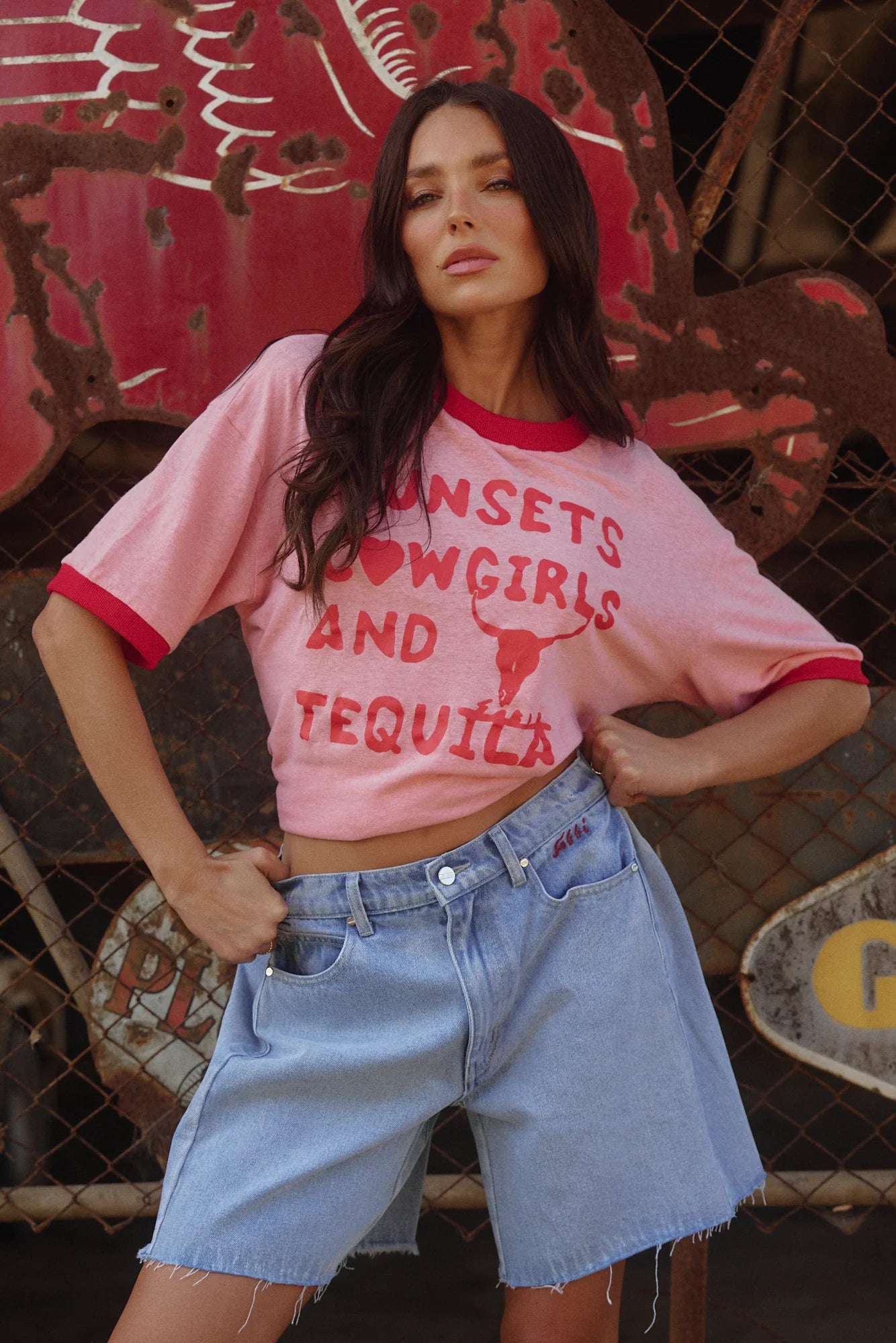 The Sunsets and Cowgirls Tee PINK