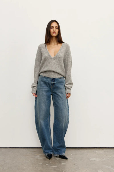 Sonia V Neck LIGHT GREY