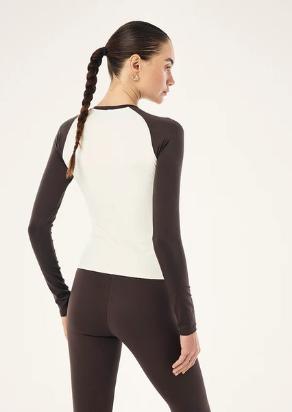 Signature Long Sleeve Top WHISPER WHITE/ COFFEE