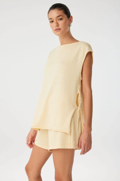 Poppy Short BUTTER