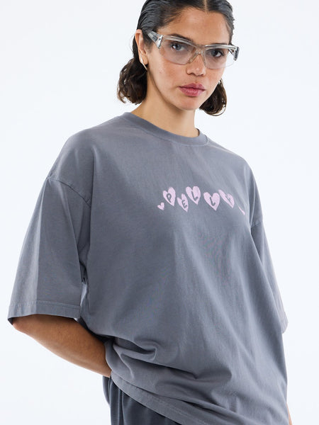 Pelly Spray Heart Tee WASHED GREY
