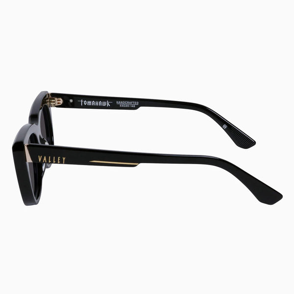 Tomahawk Gloss Black w. Gold Metal / Black Lens