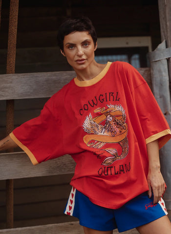 The Cowgirl Outlaw Tee RED