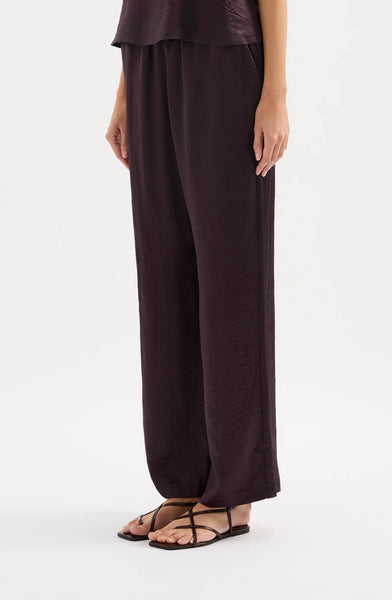 Ana Pant SUMAC