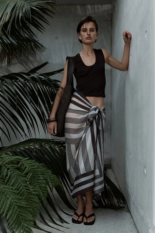 Pierre Large Logo Sarong CHOCOLATE