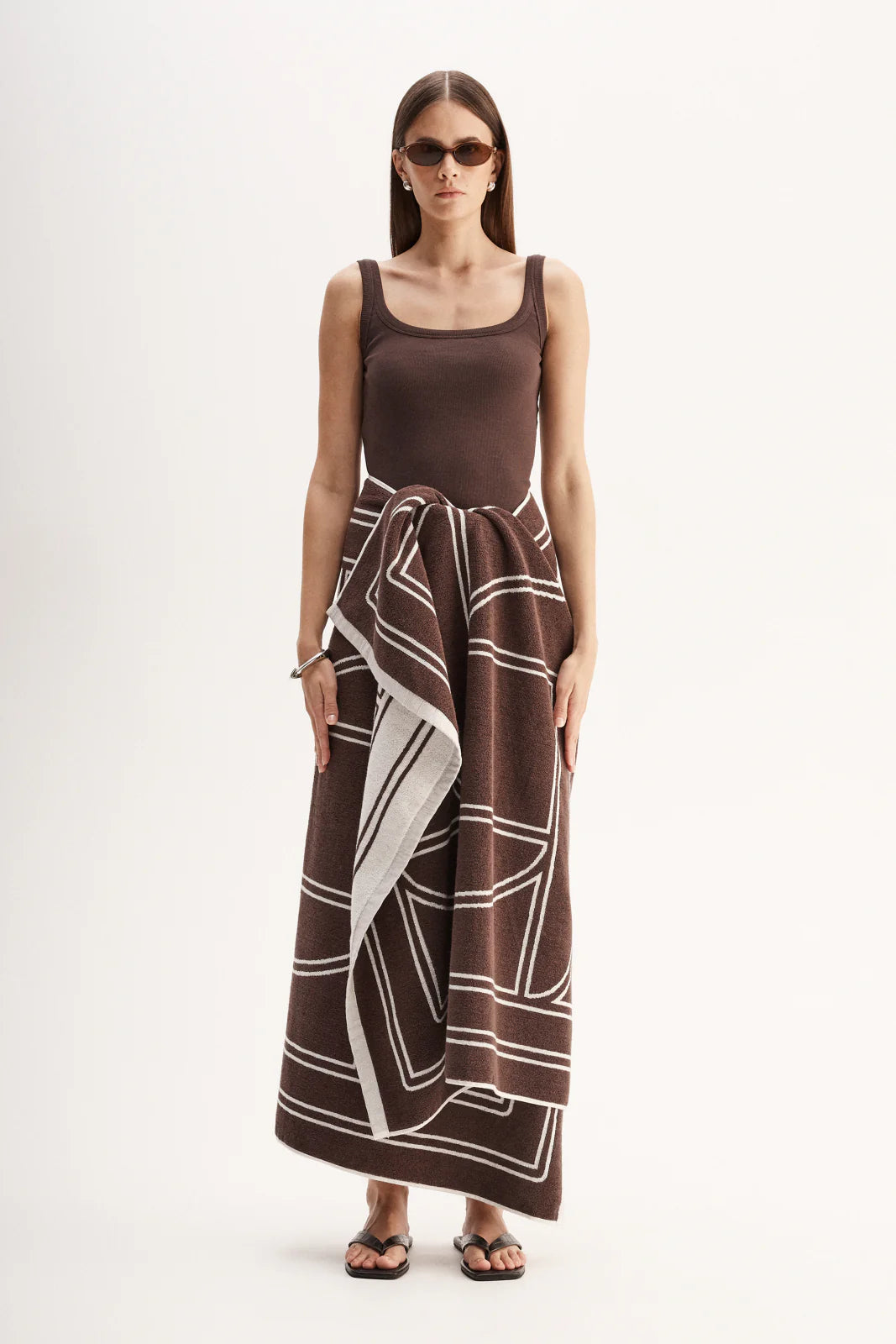 Beau Logo Towel CHOCOLATE/ ECRU