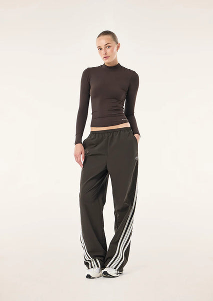 Radius Pant COFFEE/ WHISPER WHITE (Copy)