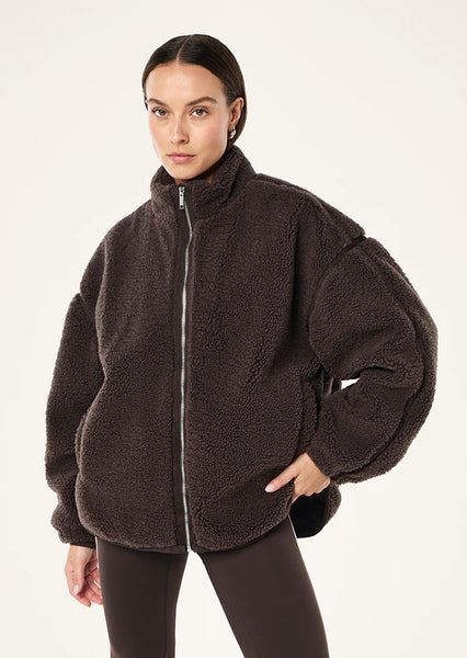Surge Teddy Jacket COFFEE