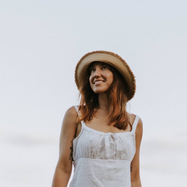 Stevie Sand RAFFIA BUCKET Hat