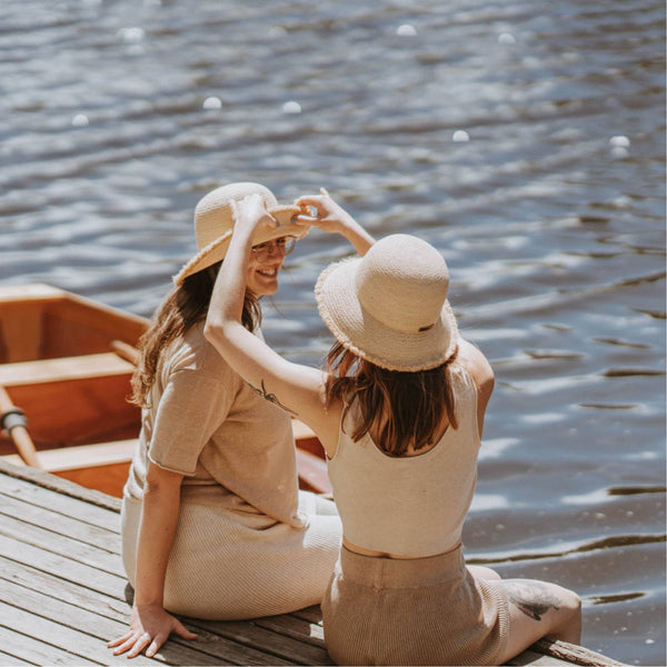 Stevie Sand RAFFIA BUCKET Hat