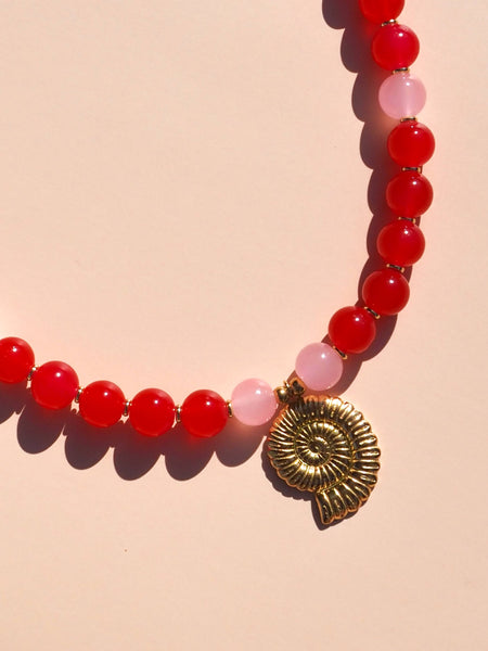 Spiral Shell Beaded Necklace RED & PINK/ 18K GOLD PLATED