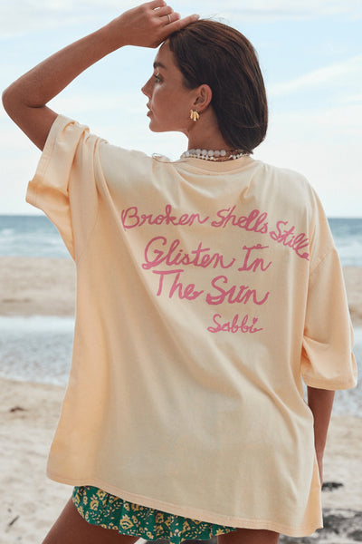 The Very Oversized Shell Titty Tee CREAMY YELLOW